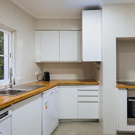 ゲストハウス Santa Clara リスボン